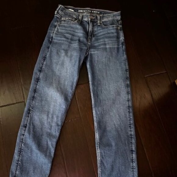 American  Eagle 90s Straight Jean stretch  US 4 Short - Picture 3 of 5